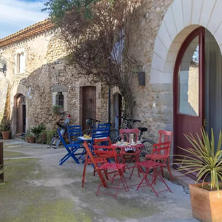 Casa Vermella I Blava Pousada Orriols